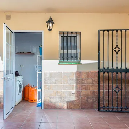 Alada Vila